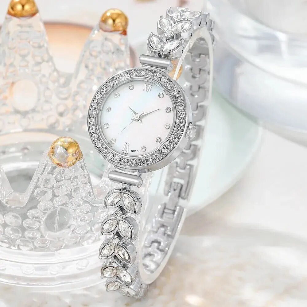Conjunto Relógio de Luxo Feminino 5 Peças [ Relógio, anel, colar, brincos strass]